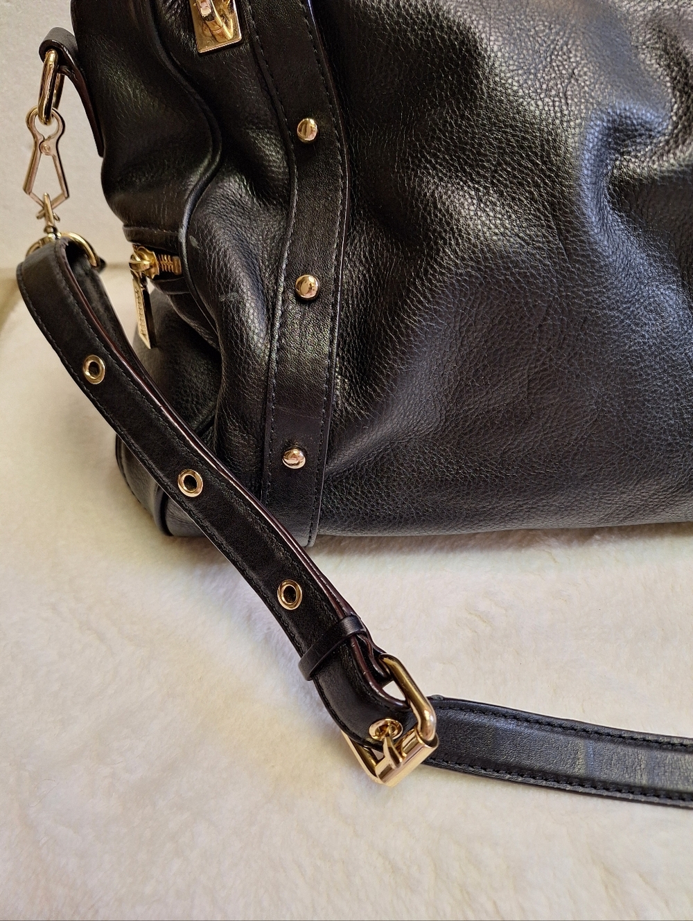 Rebecca Minkoff Cupid Satchel Black Pebbled Leather Gold Studded Bag VGUC - Picture 5 of 15